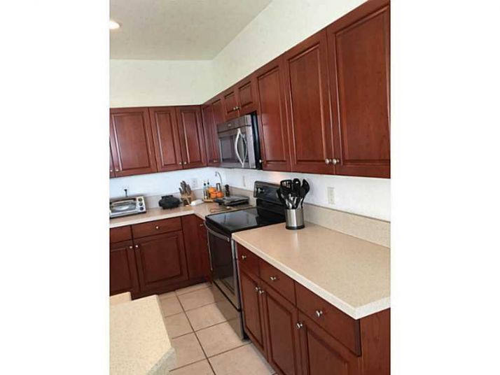 1832 ASPEN LN, Fort Lauderdale, FL 33327