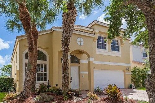 1525 NW 159TH AVE, Hollywood, FL 33028