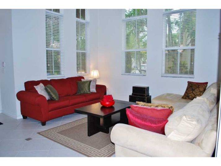 15655 SW 52 CT, Hollywood, FL 33027