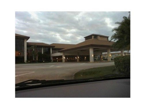 13255 SW 7 CT # 313D, Hollywood, FL 33027