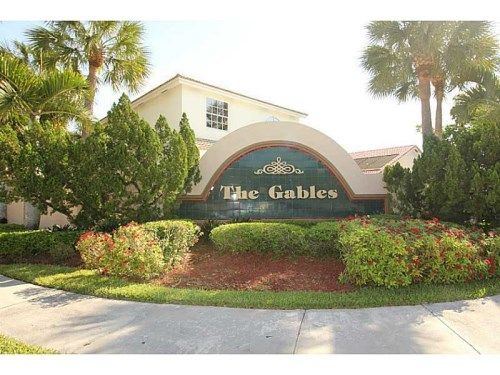 106 GABLES BL, Fort Lauderdale, FL 33326