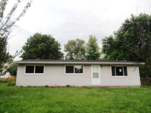 908 James St, South Pekin, IL 61564