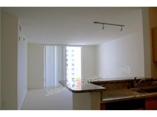 18800 29 AV # 728, Miami, FL 33180