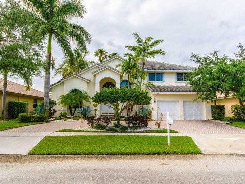 18261 NW 16TH ST, Hollywood, FL 33029