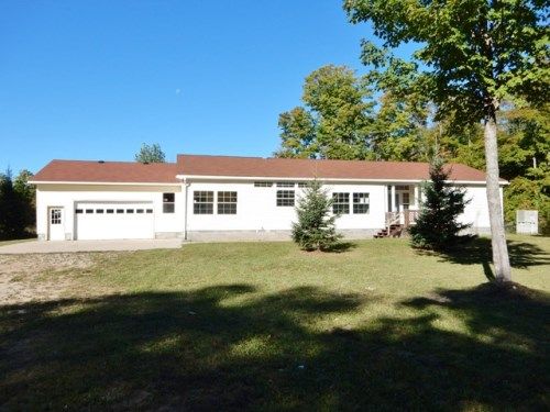 N 6015 Corrine Rd, Gould City, MI 49838