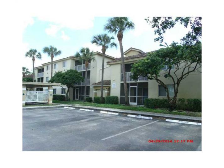 420 S PARK RD # 2-105, Hollywood, FL 33021