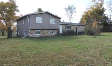 3884 Meadowbrook Rd Benton Harbor, MI 49022