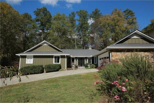 350 Wickerberry Lane, Roswell, GA 30075