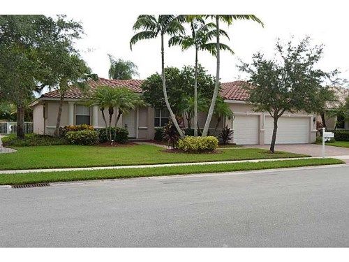 980 SW 184 TE, Hollywood, FL 33029