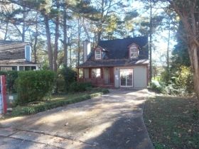 1000 Autumn Crest Ct, Stone Mountain, GA 30083