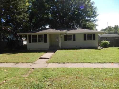 416 2nd Ave, Hampton, IL 61256