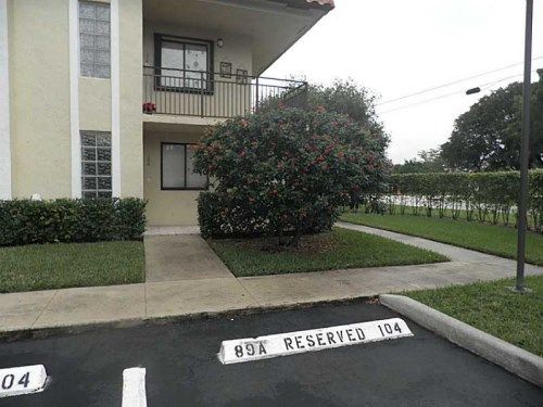422 LAKEVIEW DR # 104, Fort Lauderdale, FL 33326