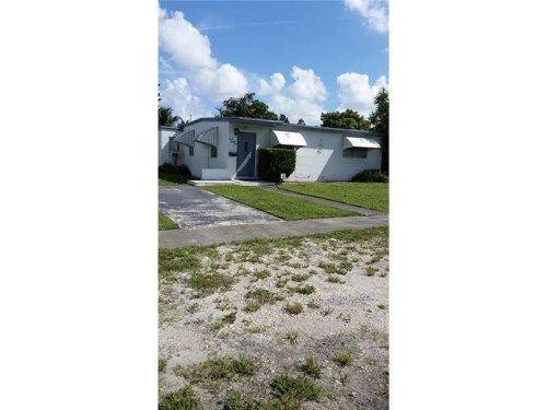 321 E 52 ST, Hialeah, FL 33013