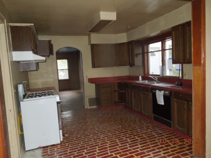 929 S Barnes St, Mason, MI 48854
