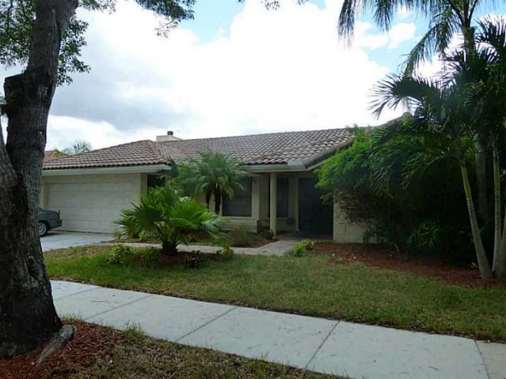 1645 LAKESHORE CR, Fort Lauderdale, FL 33326