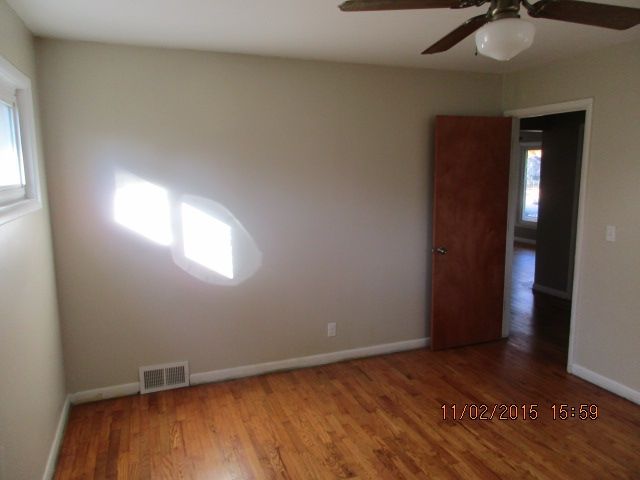 3033 Andrea Dr, Lansing, MI 48906