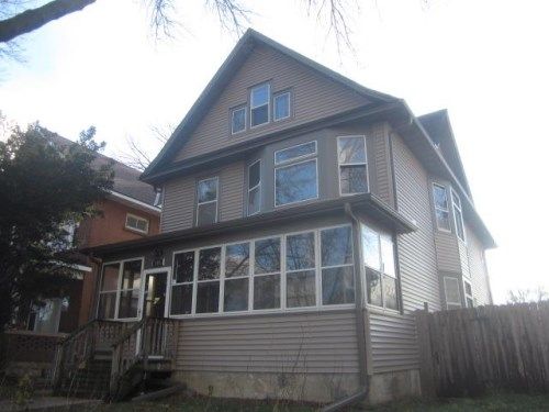 746 Geranium Ave E, Saint Paul, MN 55106
