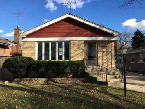 13833 S Tracy Ave, Riverdale, IL 60827