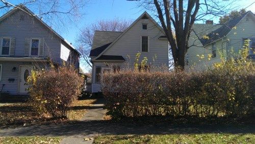 1114 25th St, Moline, IL 61265