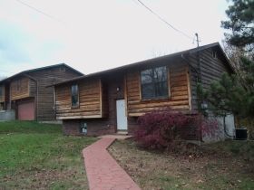 719 Lincoln Dr, Imperial, MO 63052