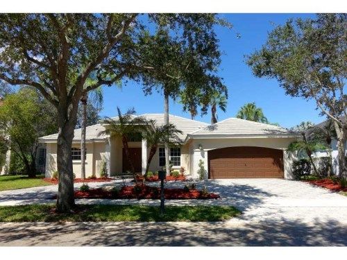 2767 OAKBROOK LN, Fort Lauderdale, FL 33327