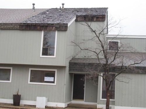 6614 Halsey St, Shawnee, KS 66216