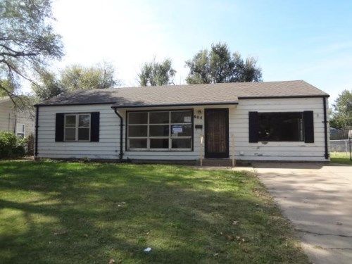 804 Osage Ave, Salina, KS 67401