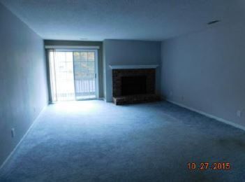 3059 SW Maupin Ln # 203, Topeka, KS 66614