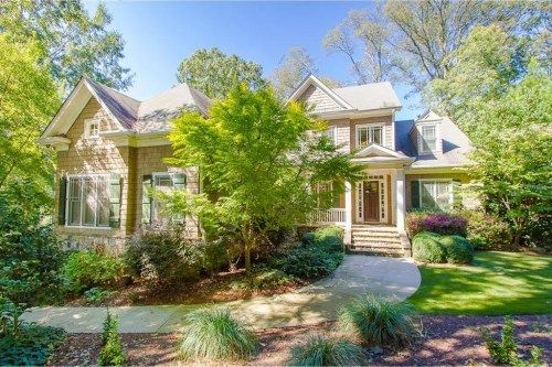 3906 Ivy Road, Atlanta, GA 30342