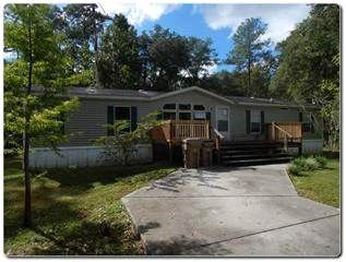 24544 Pearl St, Astor, FL 32102