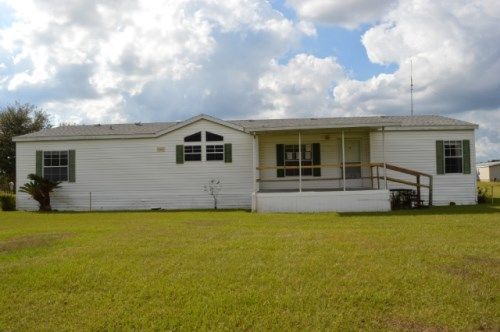 3325 Drum Rd, Zephyrhills, FL 33541