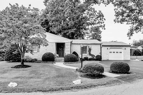 49 Pfeiffer Lane, New Oxford, PA 17350