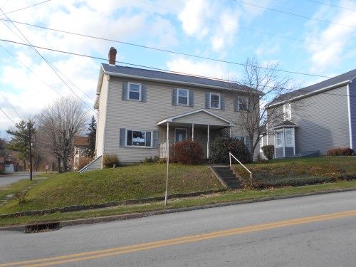 112 Saint John St, Midway, PA 15060