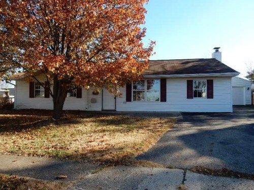 900 Aladdin Ct, Columbus, OH 43207