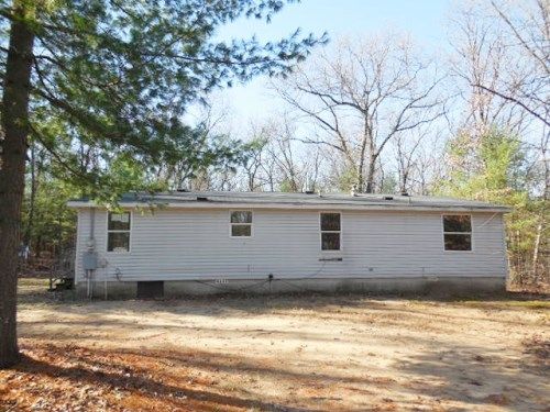 9149 Lovers Ln, Newaygo, MI 49337