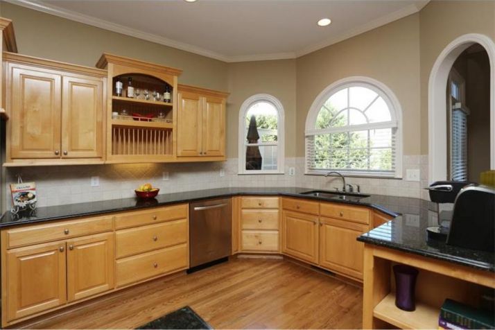 1133 Meadow Bluff Terrace, Suwanee, GA 30024