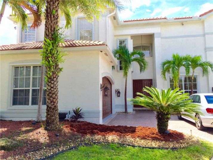 5024 SW 186 WY, Hollywood, FL 33029