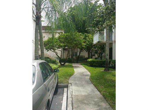 11232 SW 12 ST # 202, Hollywood, FL 33025