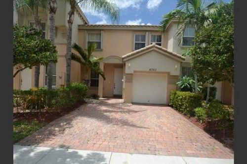 16363 47 CT, Hollywood, FL 33027