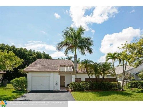 2002 DENVER, Fort Lauderdale, FL 33326