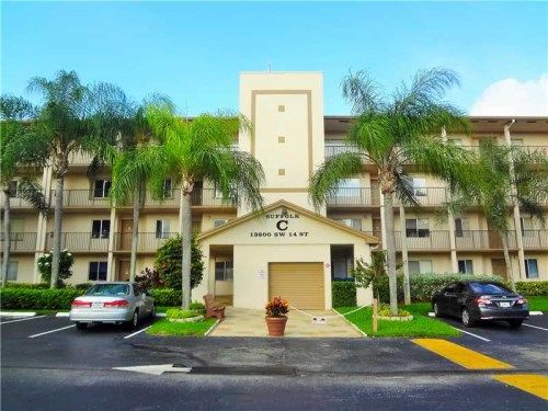 13800 SW 14 ST # 204C, Hollywood, FL 33027