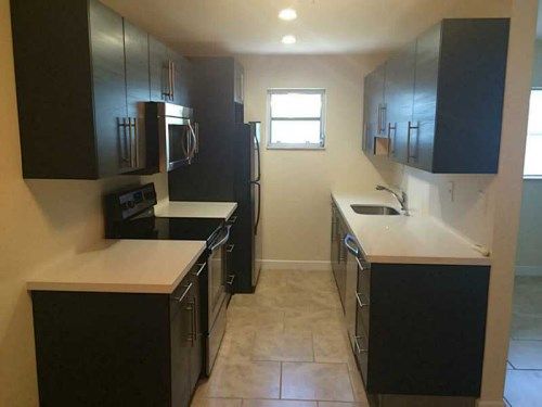 1824 MONROE ST # 11, Hollywood, FL 33020