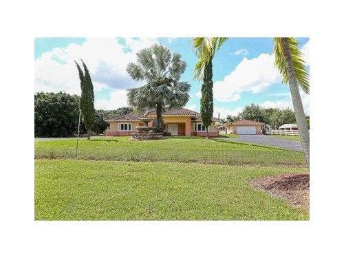 24550 SW 193 AV, Homestead, FL 33031