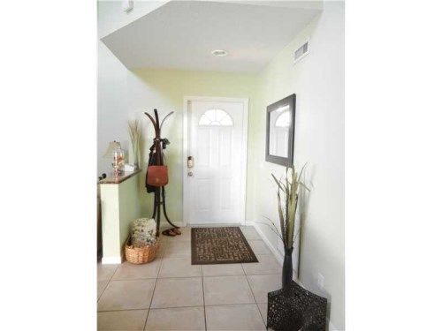 1281 SEAGRAPE CR, Fort Lauderdale, FL 33326