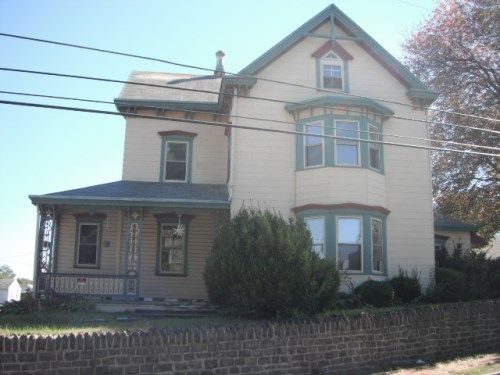 423 9th Street, Brookhaven, PA 19015
