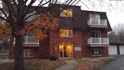 1320 Woodhollow Ct Apt 1n, Schererville, IN 46375