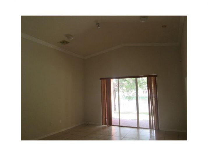 2277 SW 131ST TE, Hollywood, FL 33027