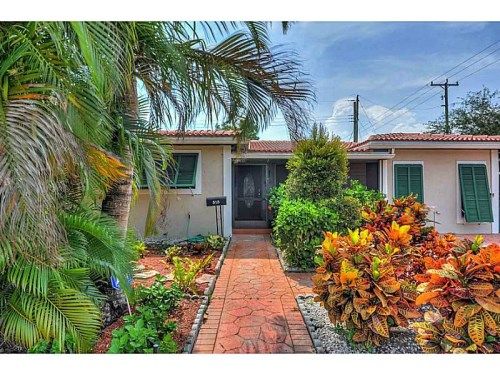 818 N 31 AV, Hollywood, FL 33021