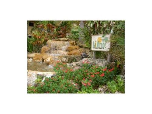 21170 MAINSAIL CR # C-14, Miami, FL 33180