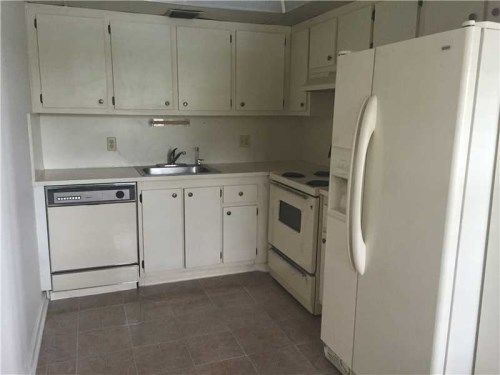 300 SW 134 WY # 205E, Hollywood, FL 33027